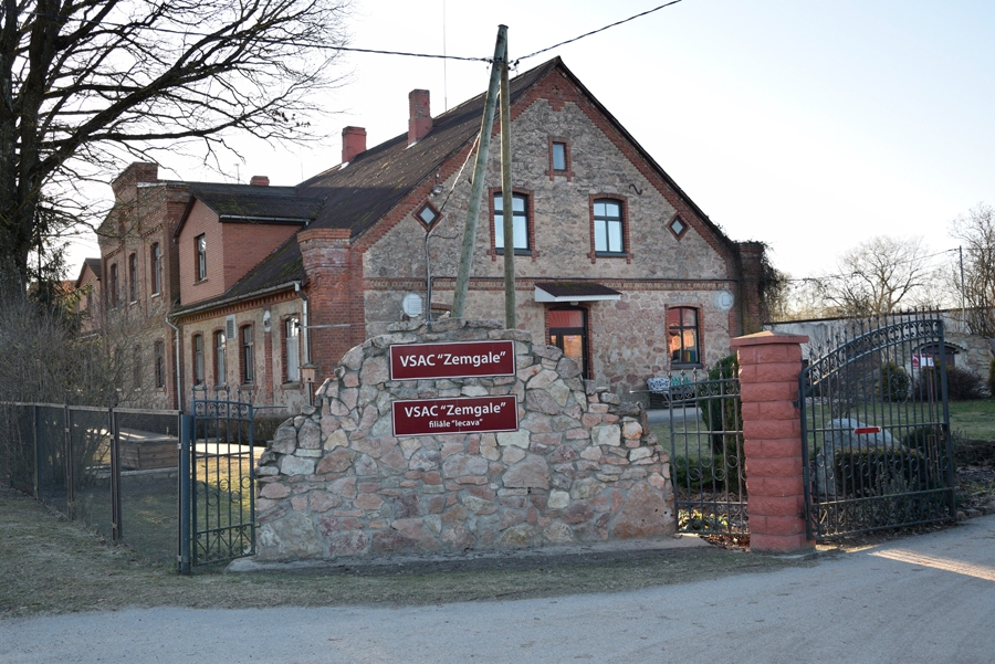 Valsts sociālās aprūpes centra «Zemgale» filiālē «Iecava» «Covid-19» pozitīvu klientu skaits pieaudzis līdz 122, darbinieku – 34.
Autors: no «Bauskas Dzīves» arhīva.