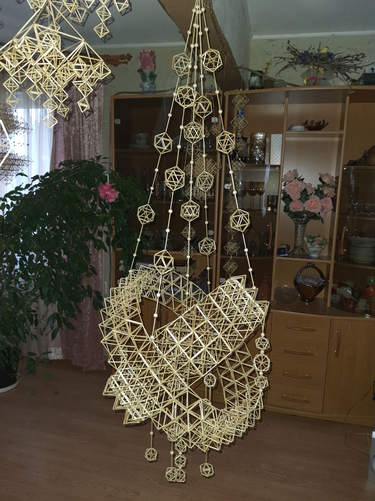 Astrīdas Jubeles veidotais dekors saņēmis visvairāk skatītāju balsu.
Autors: no Iecavas E.Virzas bibliotēkas arhīva.