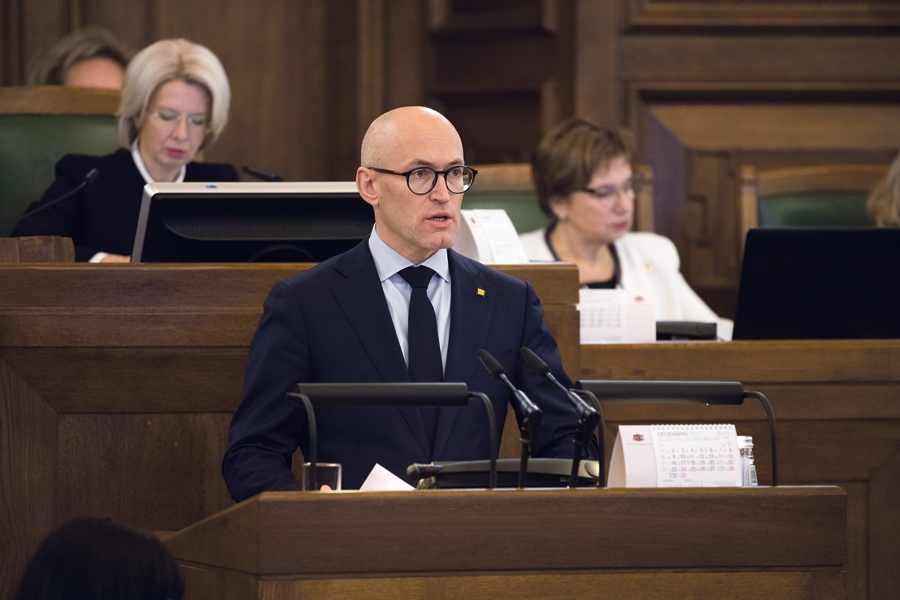 Daniels Pavļuts – jaunais veselības ministrs.
Dzimis 1976. gada 14. maijā, ir latviešu kultūras darbinieks, pianists, ierēdnis un politiķis. Bijušais Latvijas ekonomikas ministrs.
Autors: no kustibapar.lv