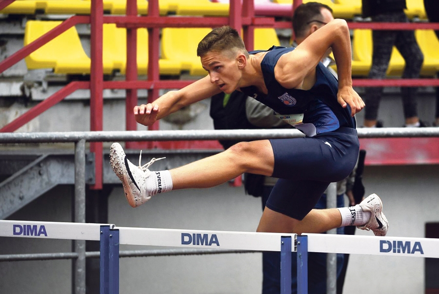 KristiĀnam Lauvam Latvijas un Baltijas čempionātos kopā šogad ir 15 dažāda kaluma medaļas.
Autors: no athletics.lv.