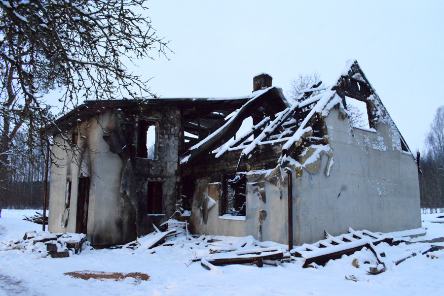 «Oškalni», ko saimnieki ar rūpību un mīlestību bija atjaunojuši, pārvērtušies krāsmatās.
Autors: Žanna Zālīte