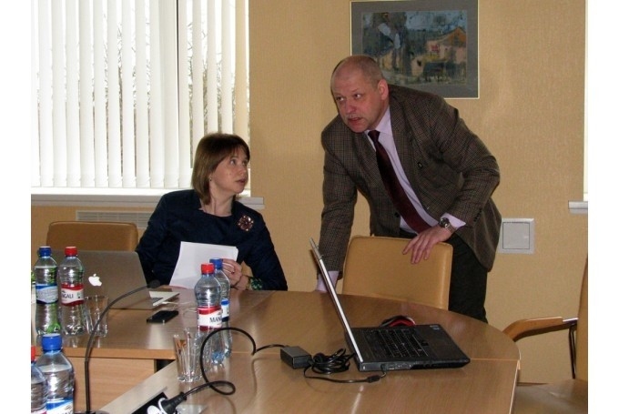 Politiskās partijas «Latvijas Reģionu apvienība» sarakstu pamet Bauskas novada deputāti Aleksandrs Novickis un Aivija Kursīte.
Autors: No arhīva.