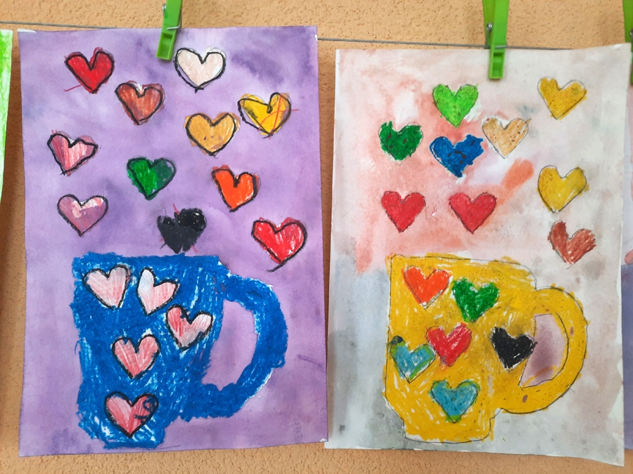 «Pelēnu» zīmējumi priecēs mediķus Vecumnieku veselības centrā.
Autors: no albuma.