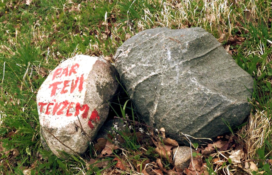 Simboliska zīme uz nāvi notiesātajiem.
Autors: Imants Nullītis