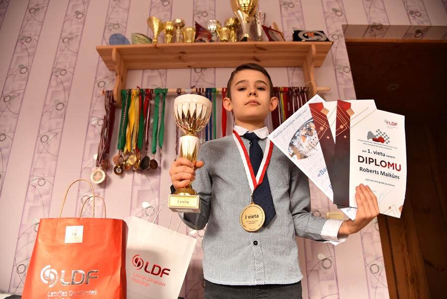 Roberts Maikūns pārliecinoši uzvarēja U13 vecuma grupā.
Autors: Uldis Varnevičs