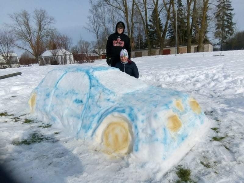 Helēnas, Endija un Sandras “Super auto” šobrīd ir izvirzījies līderos.
Autors: No albuma.