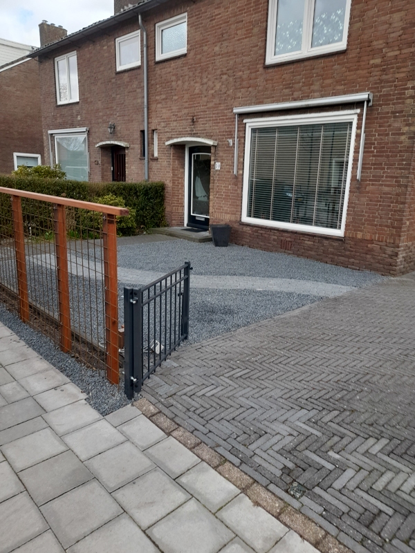 Mūsu ciems nav no desmit vismazāk zaļajiem, bet arī desmit viszaļākajos tas neietilpst.
Autors: J. Sēnele