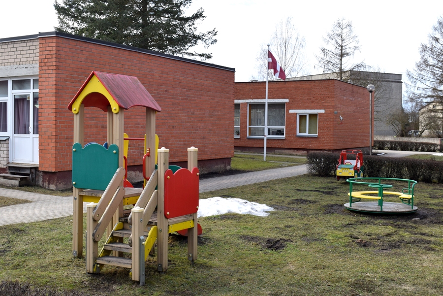 Bērnudārzs «Cielaviņa» Vallē pēc divu nedēļu karantīnas «Covid-19» dēļ 15. martā atsāka darbu.
Autors: Žanna Zālīte