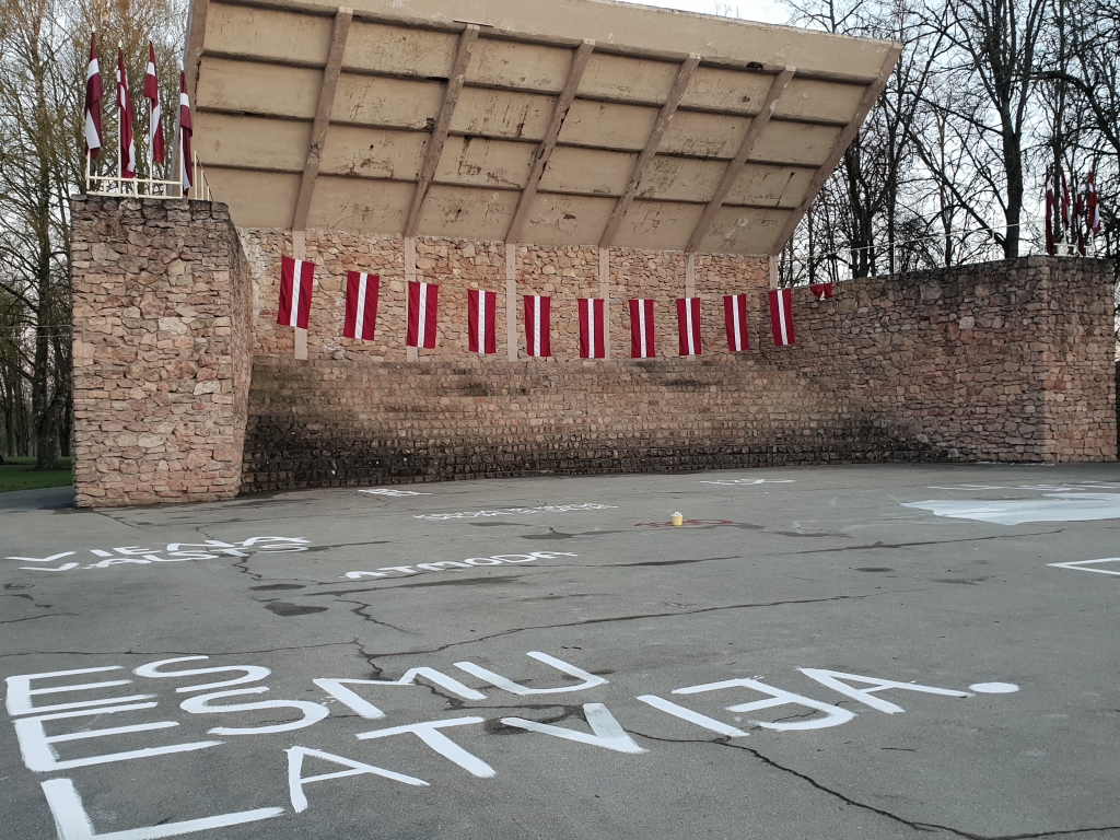 Autors: www.bauskasdzive.lv