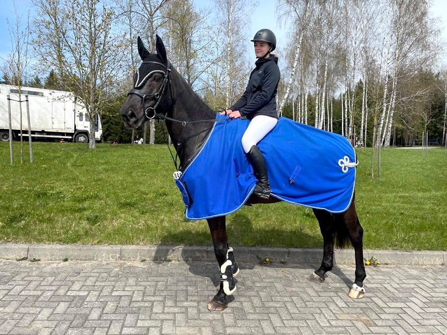 Nikola Marčekova ar zirgu Kamelotu.
Autors: no personiskā albuma