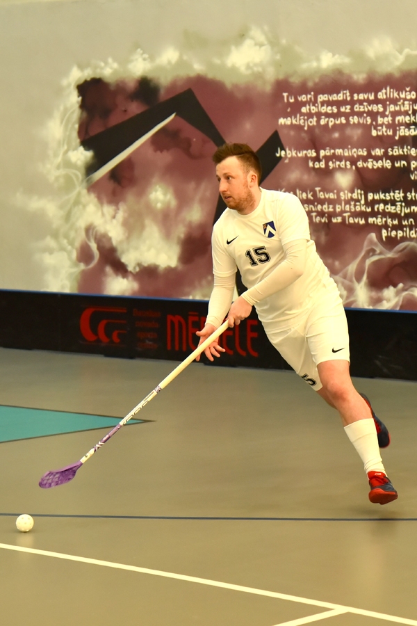 Aivis Barkovskis šosezon bija rezultatīvākais florbola komandas «Bauska» sastāvā.
Autors: no «Bauskas Dzīves» arhīva.