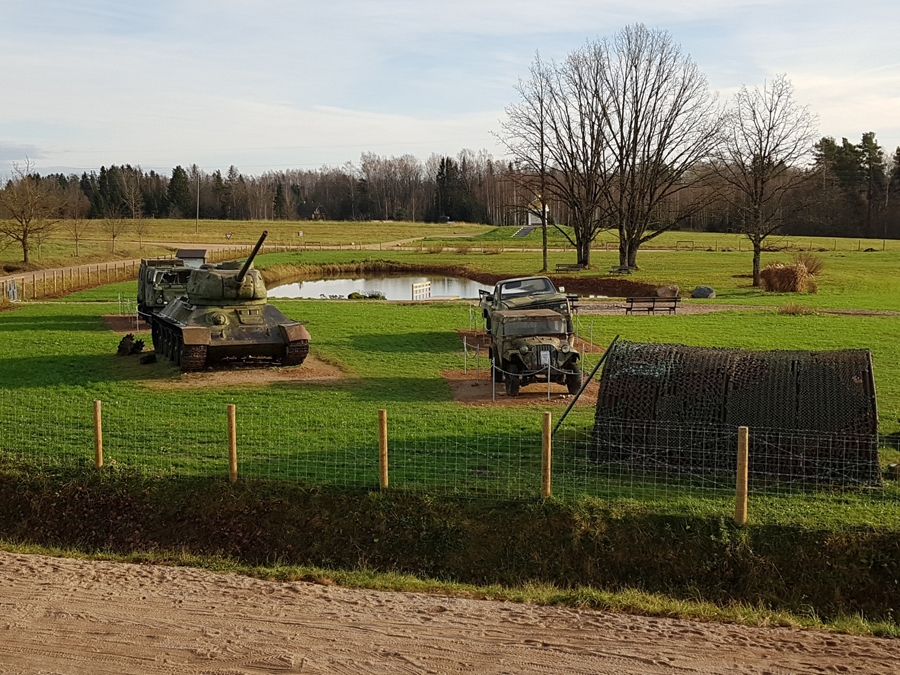 Mores kauju muzeja brīvdabas ekspozīcijā.
Autors: Publicitātes foto.