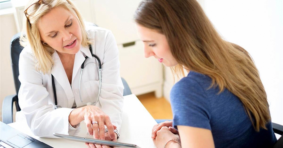 Vairums cilvēku darbā pavada nozīmīgu dzīves daļu, tādēļ ir obligātas veselības pārbaudes pie arodslimību ārsta.
Autors: no pexel.com.