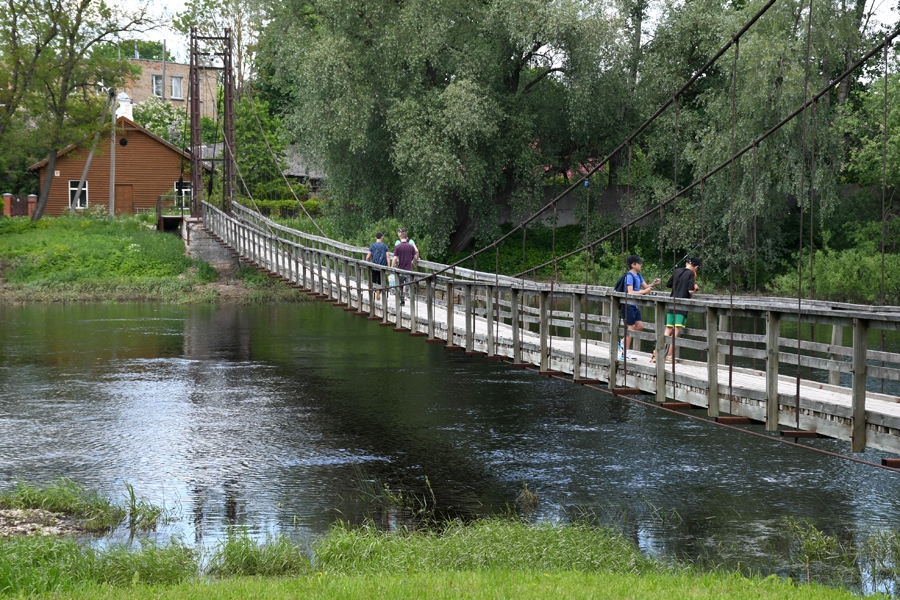 Mēmeles gājēju tiltiņš Bauskā jāatjauno 28 nedēļu laikā.
Autors: no «Bauskas Dzīves» arhīva.