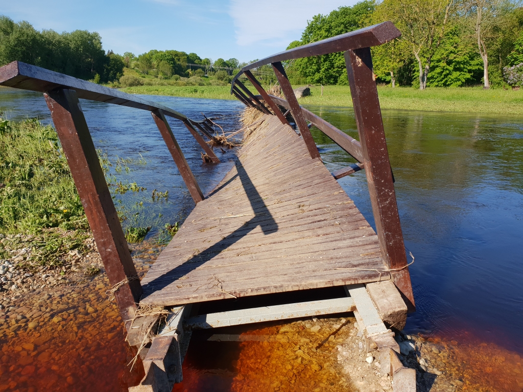 Autors: www.bauskasdzive.lv