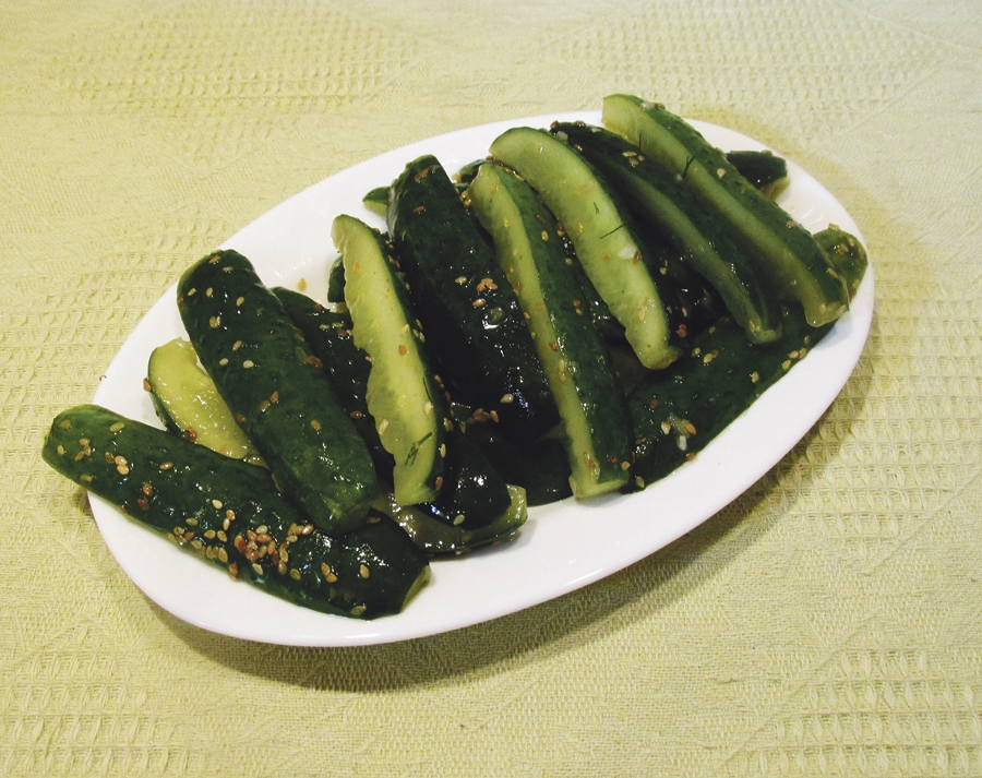 Mazsālīti gurķīši ar sezama sēkliņām.
Autors: Brigita Skaistkalne