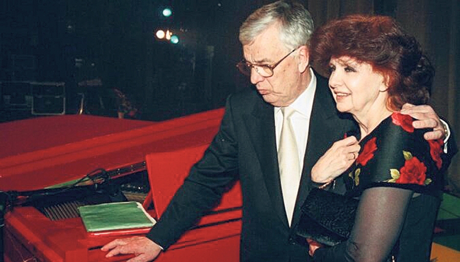 Raimonds Pauls kopā ar dzīvesbiedri Svetlanu.
Autors: no laikraksta «Dzirkstele» un R. Paula personiskā arhīva.