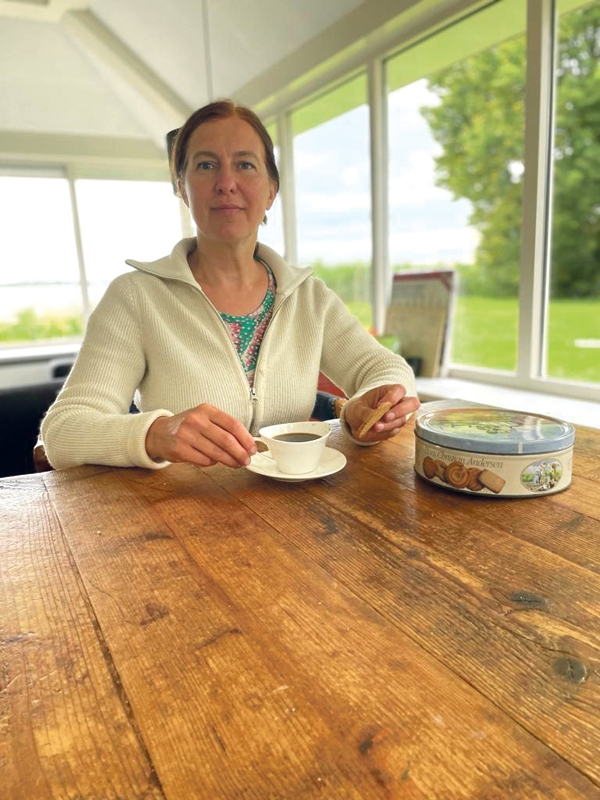 Viesos Holandē mēdz dzert tikai vienu kafijas tasi, piekožot tikai vienu cepumu.
Autors: Māra van Hedela