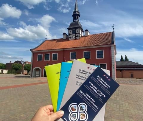 Jaunie Bauskas novada tūrisma materiāli.
Autors: no Bauskas TIC krājuma.