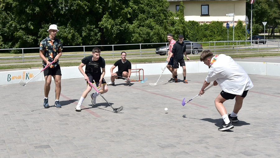 Deniss Afanasjevs (no labās) mēģināja iegūt divas zelta godalgas, bet beigās iznāca samierināties ar vienu zelta un vienu sudraba.
Autors: Uldis Varnevičs