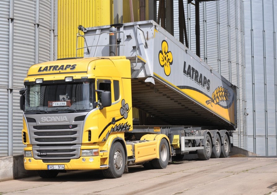 Autors: no treasuresoflatvia.com