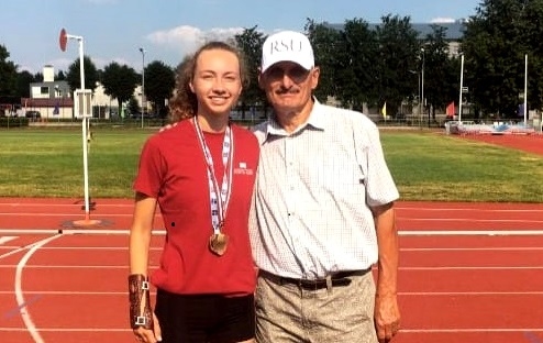 Madara Lungeviča kopā ar savu pastāvīgo treneri Pēteri Lungeviču.
Autors: no M. Lungevičas albuma.