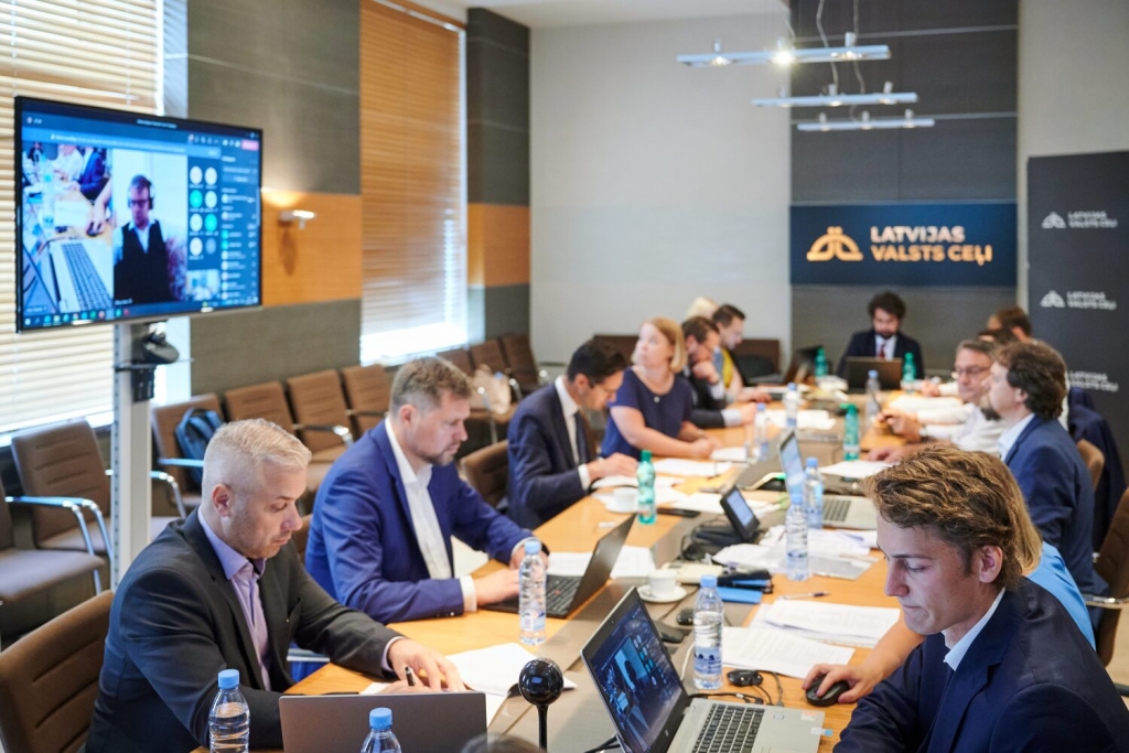 Līguma parakstīšana piektdien sākās plkst. 9.30 un ilga līdz plkst. 17.30.
Autors: Publicitātes foto.