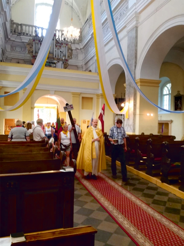 Skaistkalnes Vissvētākās Jaunavas Marijas debesīs uzņemšanas Romas katoļu baznīcā notika svinīgs pasākums saistībā ar jauna posma atklāšanu Santjago ceļā.
Autors: Inese Turkupole-Zilpure