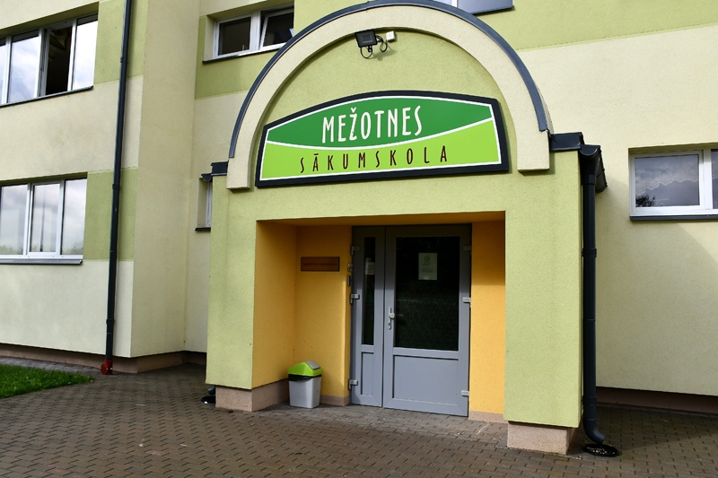 Mežotnes sākumskola ar šo mācību gadu pārtrauc darbību.
Autors: Ivars Bogdanovs