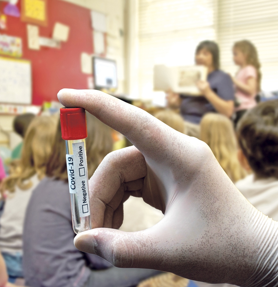 Ja vecāki nepiekrīt, ka atvasei veic «Covid-19» testu, un negrib arī veikt vakcināciju, viņiem jārēķinās, ka bērnu nāksies skolot ģimenē.
Autors: no «unsplash.com».