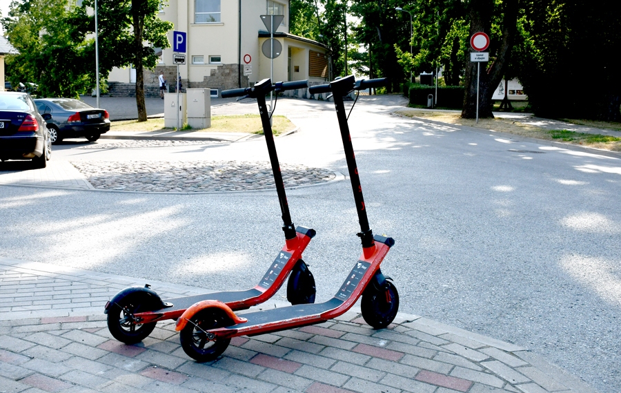 Braukt ar elektroskrejriteni drīkst personas no 14 gadu vecuma.
Autors: Ivars Bogdanovs