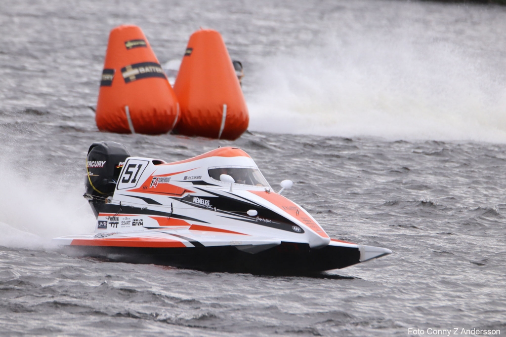 Nils Slakteris Eiropas čempionātā F4 laivu klasē izcīnīja ceturto vietu.
Autors: Foto no N. Slaktera albuma.