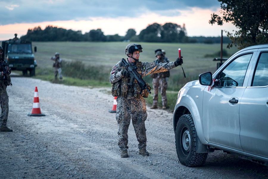 Mācību nolūkos tika izveidoti mobilie kontrolposteņi.
Autors: GERDA GRANTIŅA