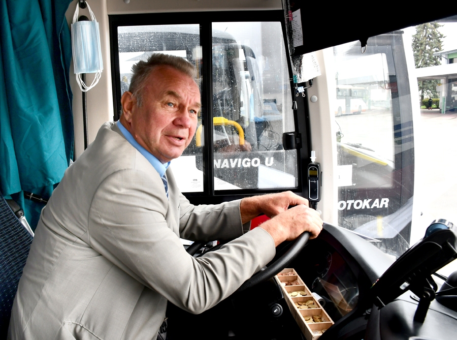 Juris Dubinskis pie autobusu stūres ir kopš 1977. gada.
Autors: Ivars Bogdanovs