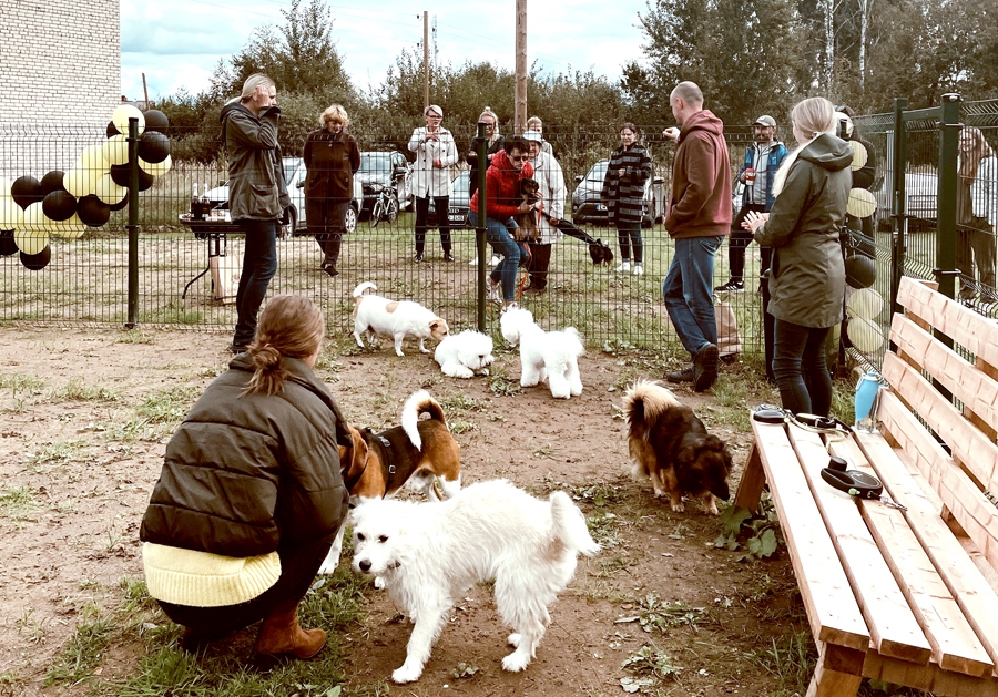 Suņu pastaigu laukums iekārtots Skaistkalnē.
Autors: no projekta dalībnieku arhīva.