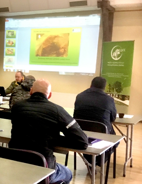 Mācībās pirmajā nodarbībā.
Autors: R. Daščiora