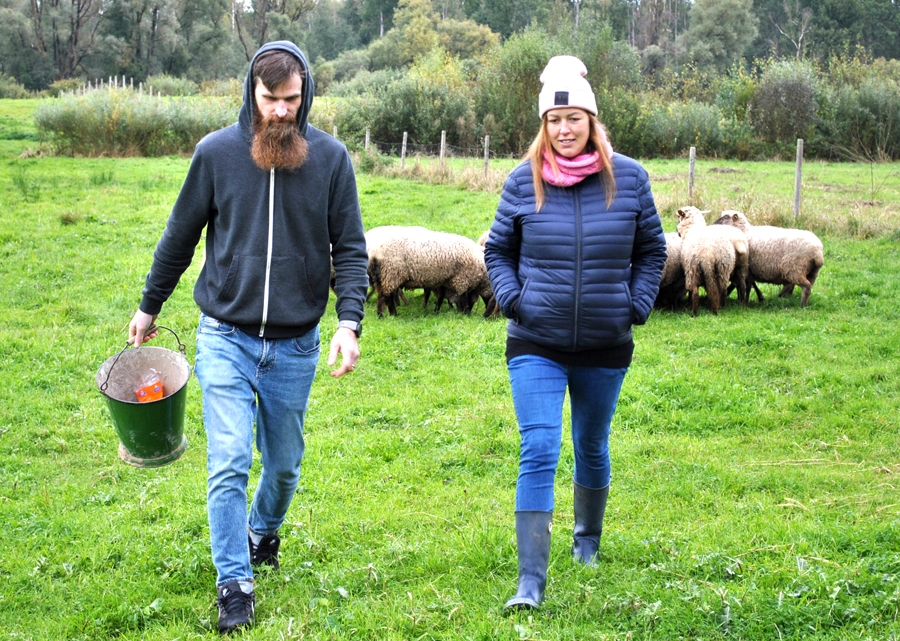 Laura un Mārcis Čerpinski turpina Jāņa un Inetas Klāviņu sākto un attīstīto saimniekošanu «Līdumos».
Autors: Māris Krūmiņš