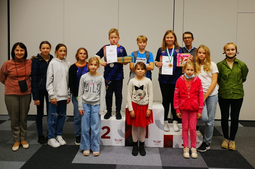 Bauskas jauno dambretistu komanda Rīgā.
Autors: SANDRA ARĀJA