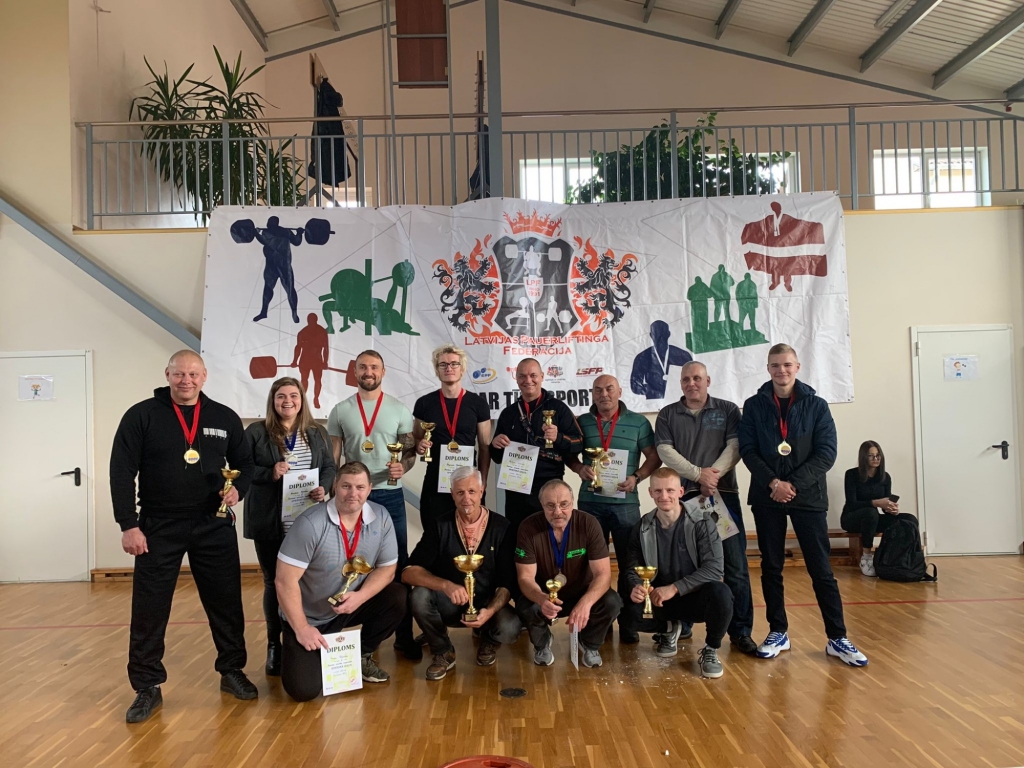 Bauskas komanda.
Autors: no Latvijas Pauerliftinga federācijas krājuma.