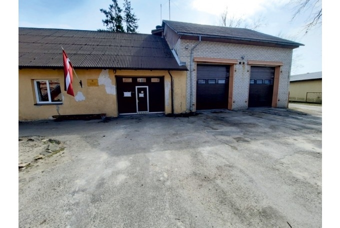 Pašreizējai Iecavas depo ēkai ir nepieciešams kārtīgs remonts, un tā ir tuvu avārijas stāvoklim.
Autors: no 