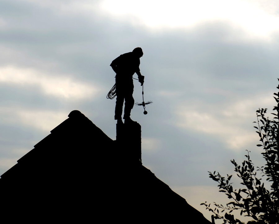 Skurstenis jāiztīra laikus, turklāt jāpārbauda apkures ierīču un iekārtu tehniskais stāvoklis.
Autors: no «Bauskas Dzīves» arhīva.