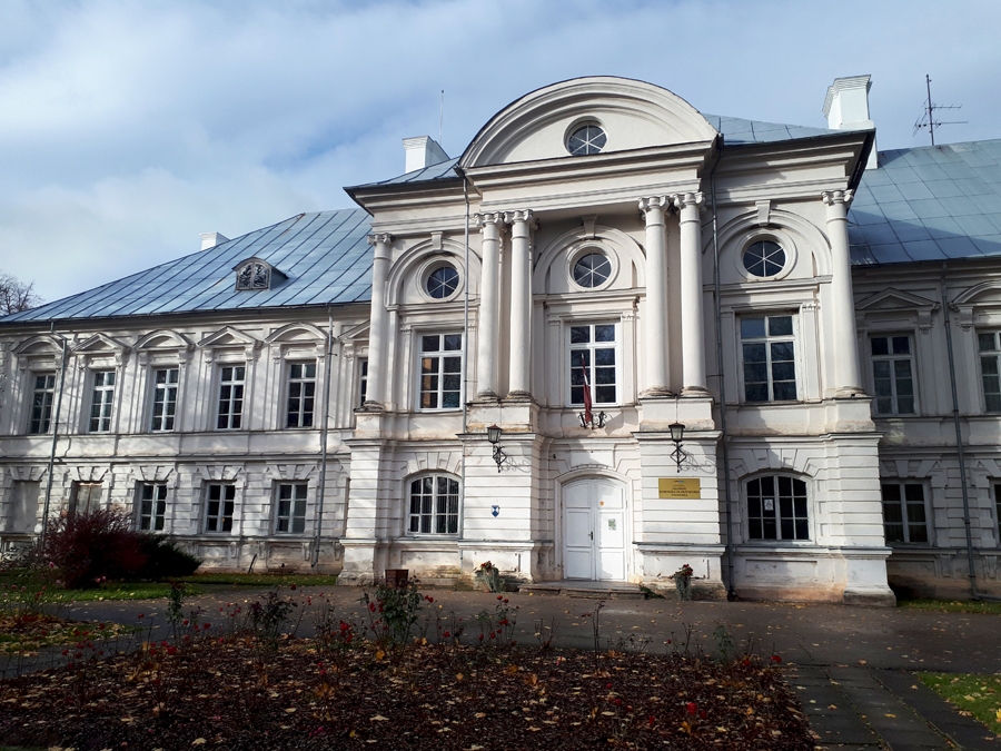 Zaļenieku muižas hercoga medību pils ir unikāls Kurzemes hercogistes 18. gs. arhitektūras paraugs.
Autors: no ceļotāju albuma.