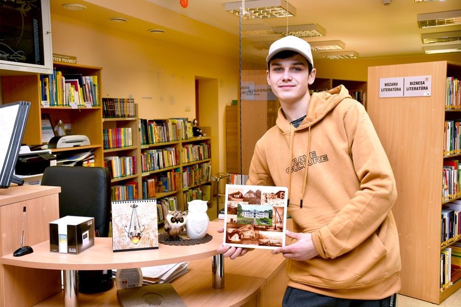 Deivids Jānis Geršebeks un biedrība «Mums pieder pasaule» izveidojusi fotoattēlu grāmatu par Svitenes pagastu.
Autors: IVARS BOGDANOVS
