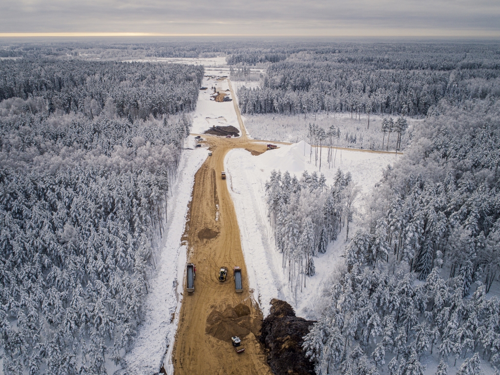 Decembrī ir sākušies valsts galvenā autoceļa A7 Rīga–Bauska–Lietuvas robeža (Grenctāle) posma (7.9–25. km) jeb Ķekavas apvedceļa būvniecības darbi
Autors: visi foto - Renārs Koris, publicitātes foto