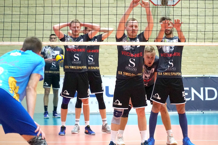 VK «Vecumnieki» vienība «Cewood» Latvijas kausa izcīņā izstājās ceturtdaļfinālā.
Autors: no komandas albuma.