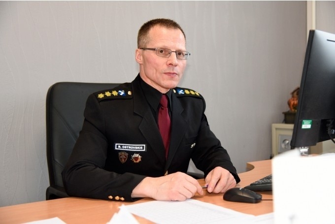 Par pašvaldības policijas priekšnieku atkārtoti apstiprināts iepriekšējais vadītājs Broņislavs Ostrovskis.
Autors: No arhīva.