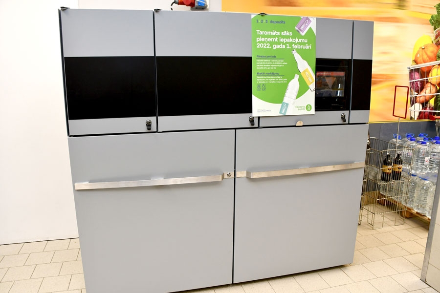 «Mego» veikalā Bauskā, Dārza ielā, taromāts jau uzstādīts.
Autors: Ivars Bogdanovs