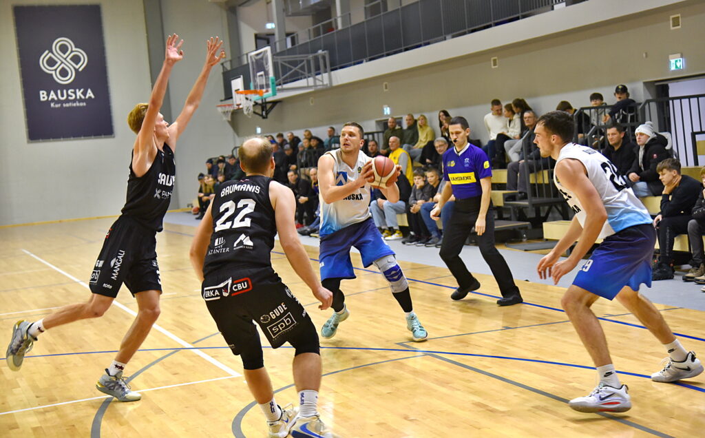 Autors: Uldis Varnevičs