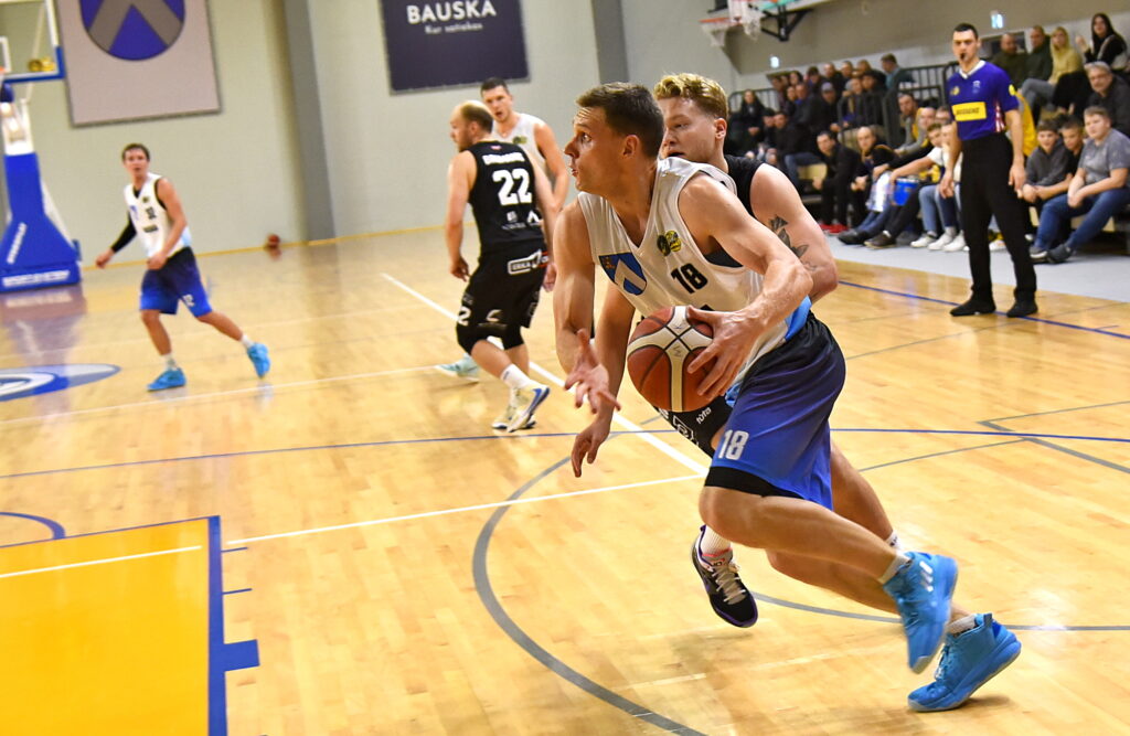 Autors: Uldis Varnevičs