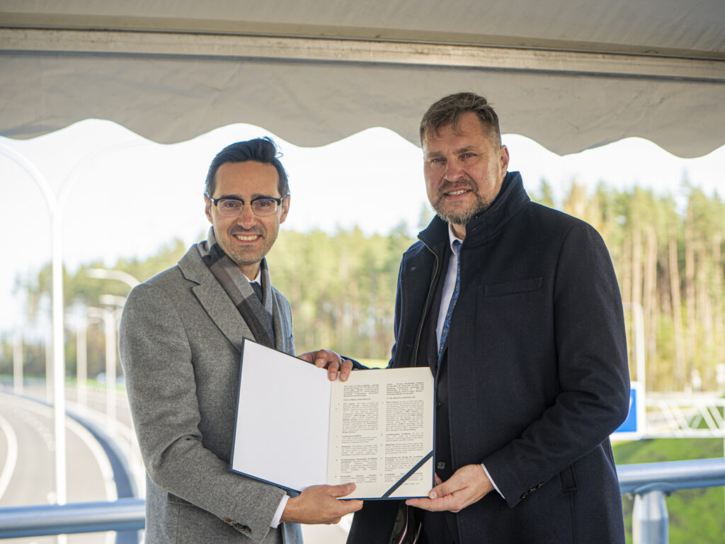 Autors: Renārs Koris